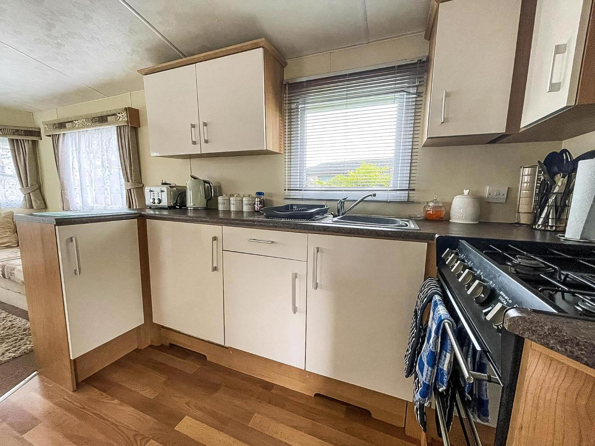 Great Caravan At Breydon Water Holiday Park, Ref 10086B Belton with Browston Eksteriør billede